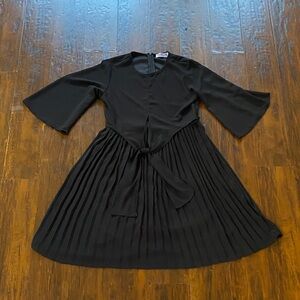Girl ya Girls Elegant Black Pleated Dress Size 12